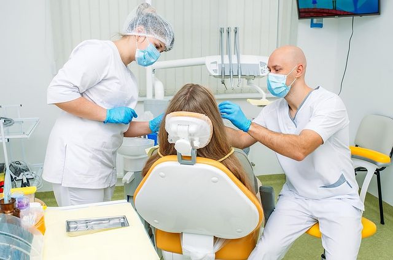 Лікування в стоматологічній клініці Your Dentist в Одесі Україна