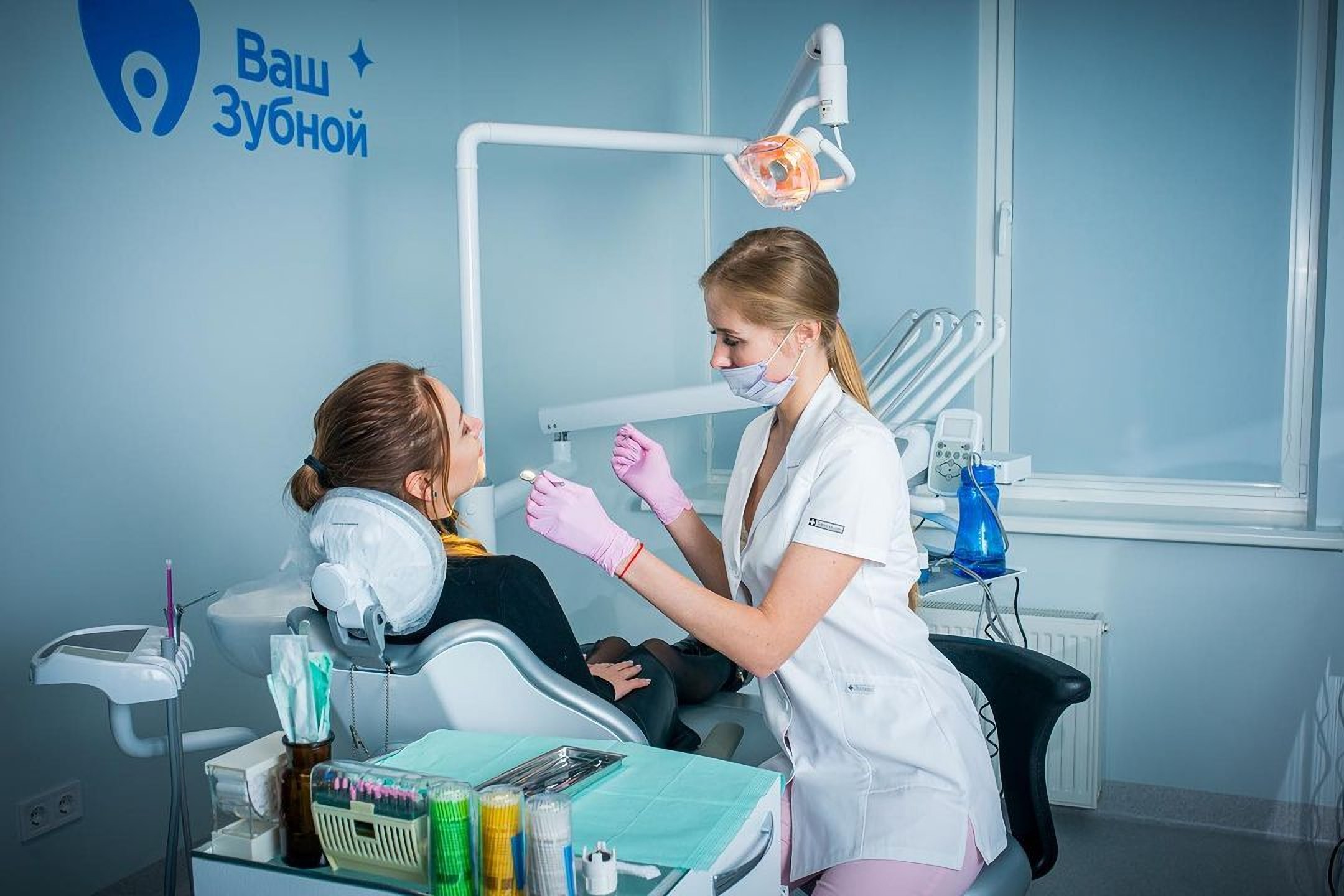 Відбілювання зубів в стоматологічній клініці Your Dentist в Одесі Україна