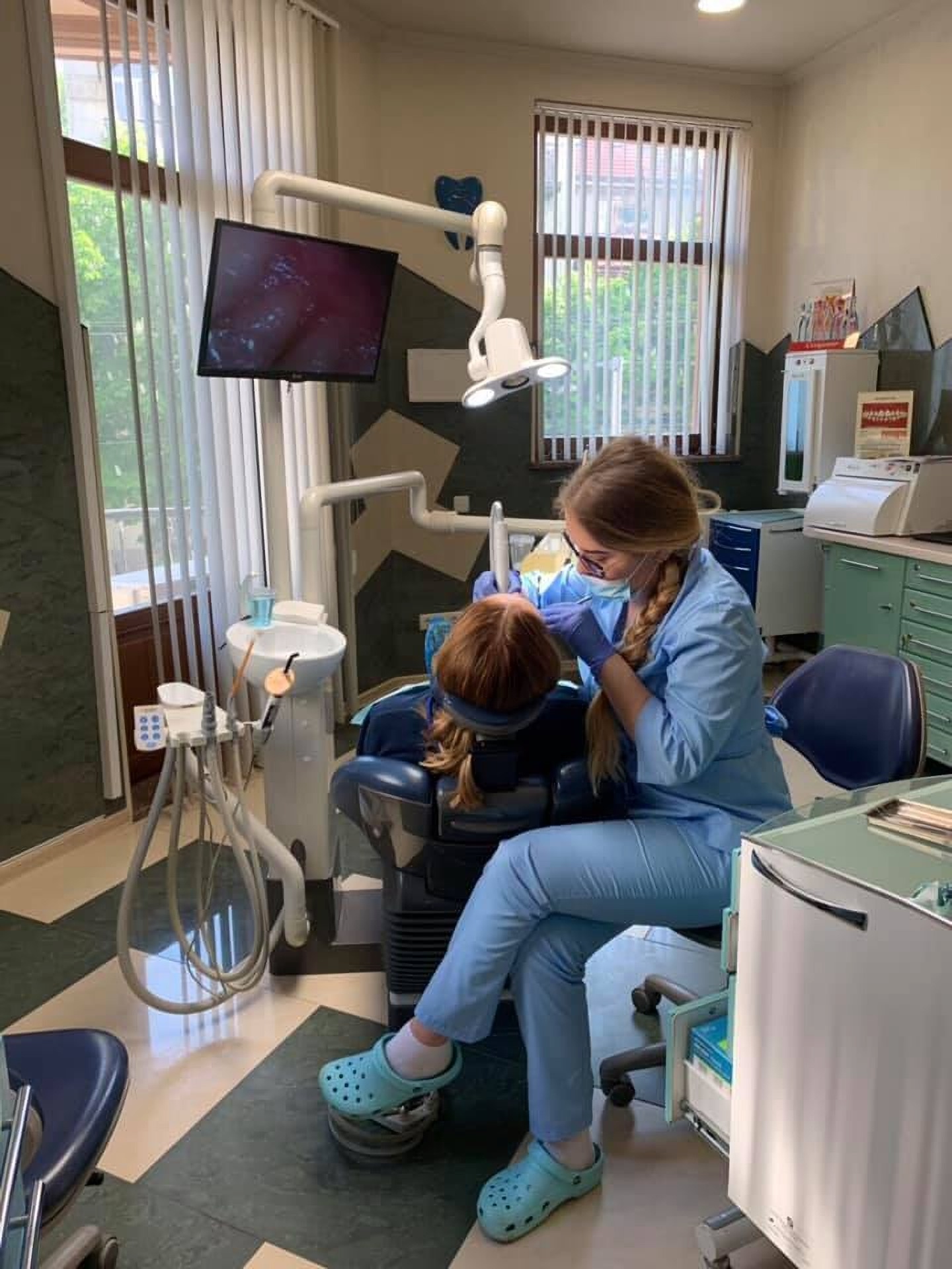Імплантація зубів у клініці Пародент у Львові