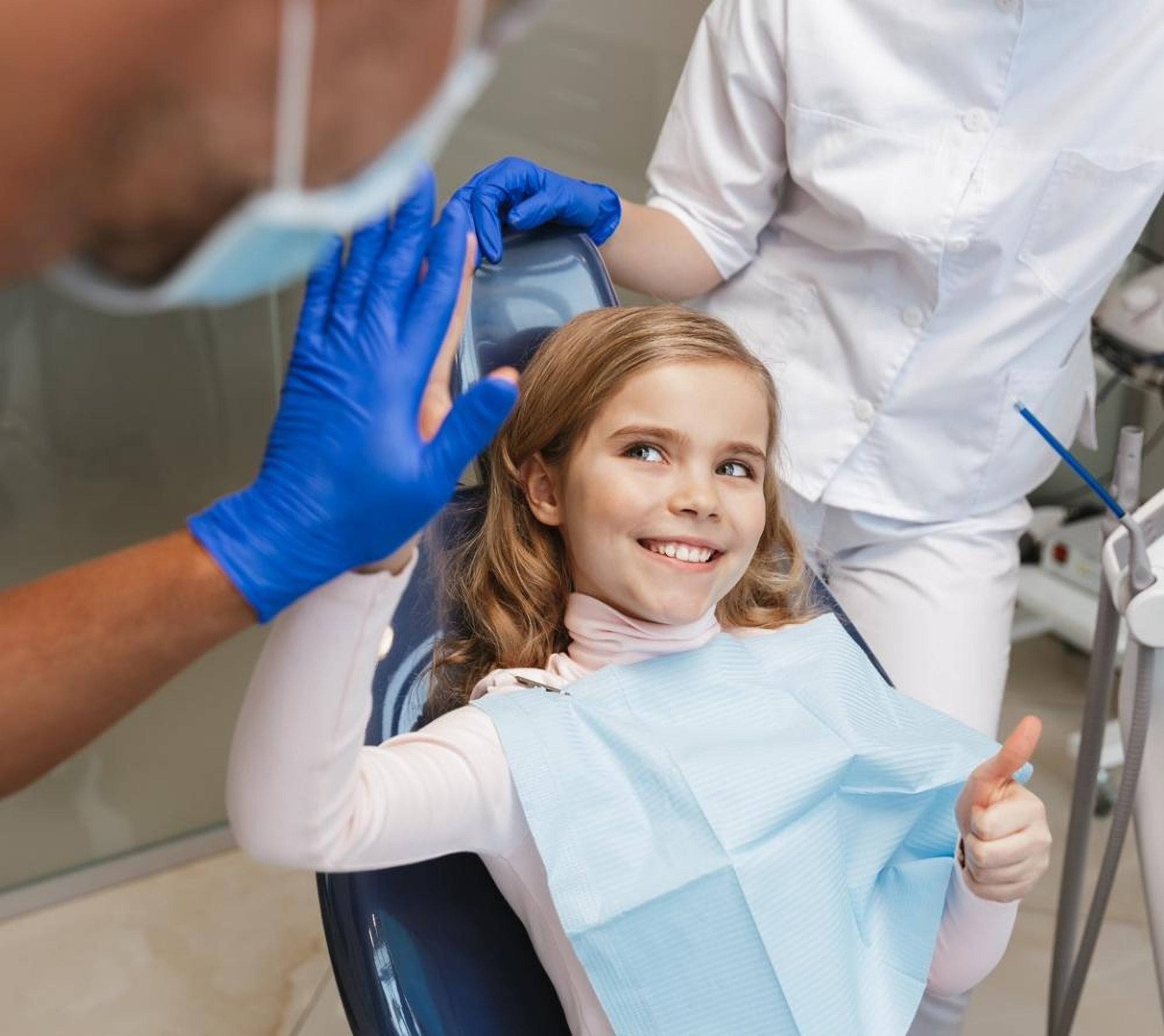 Дитина в стоматологічній клініці Granddent в Одесі Україна