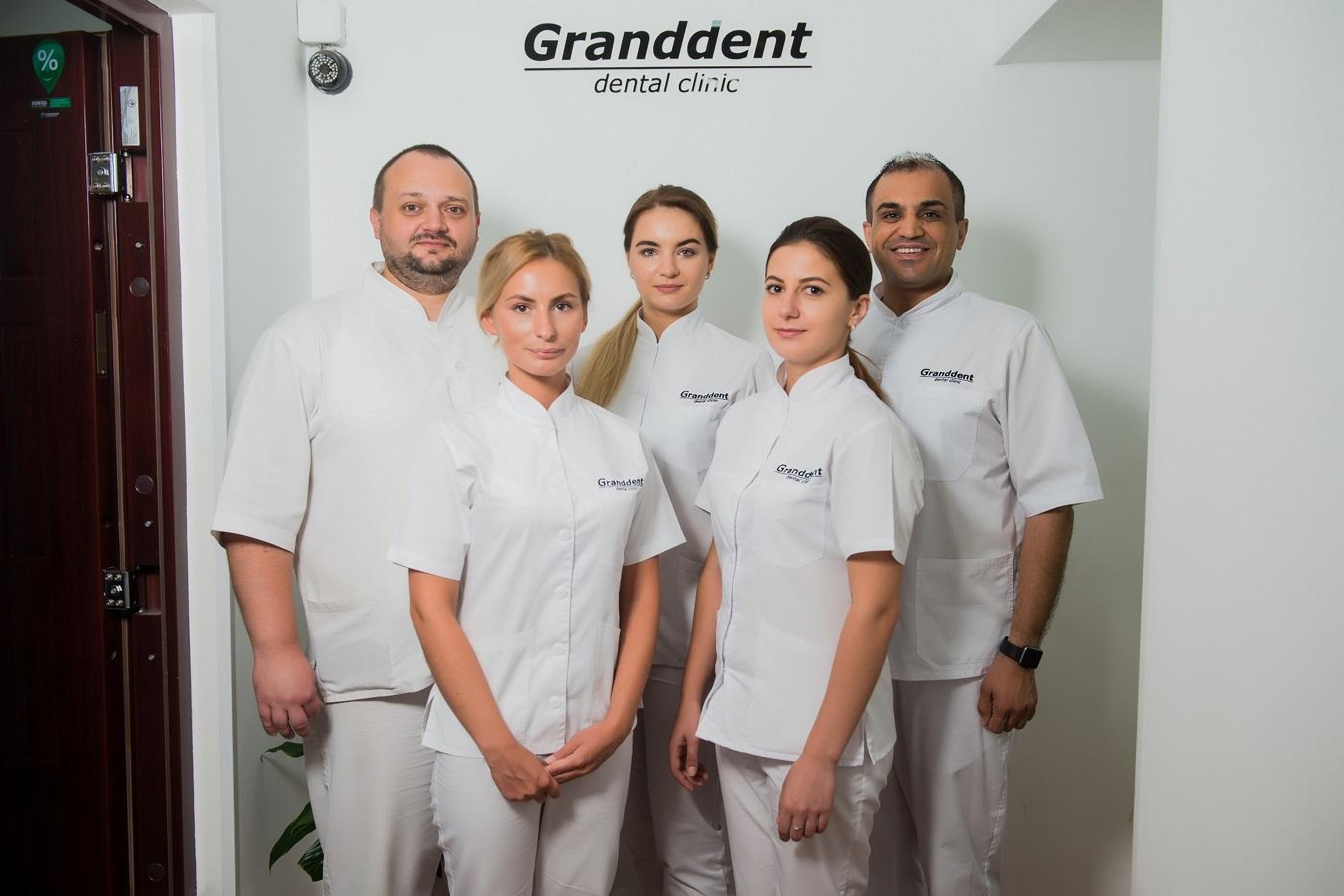 Стоматологи в клініці Granddent в Одесі Україна
